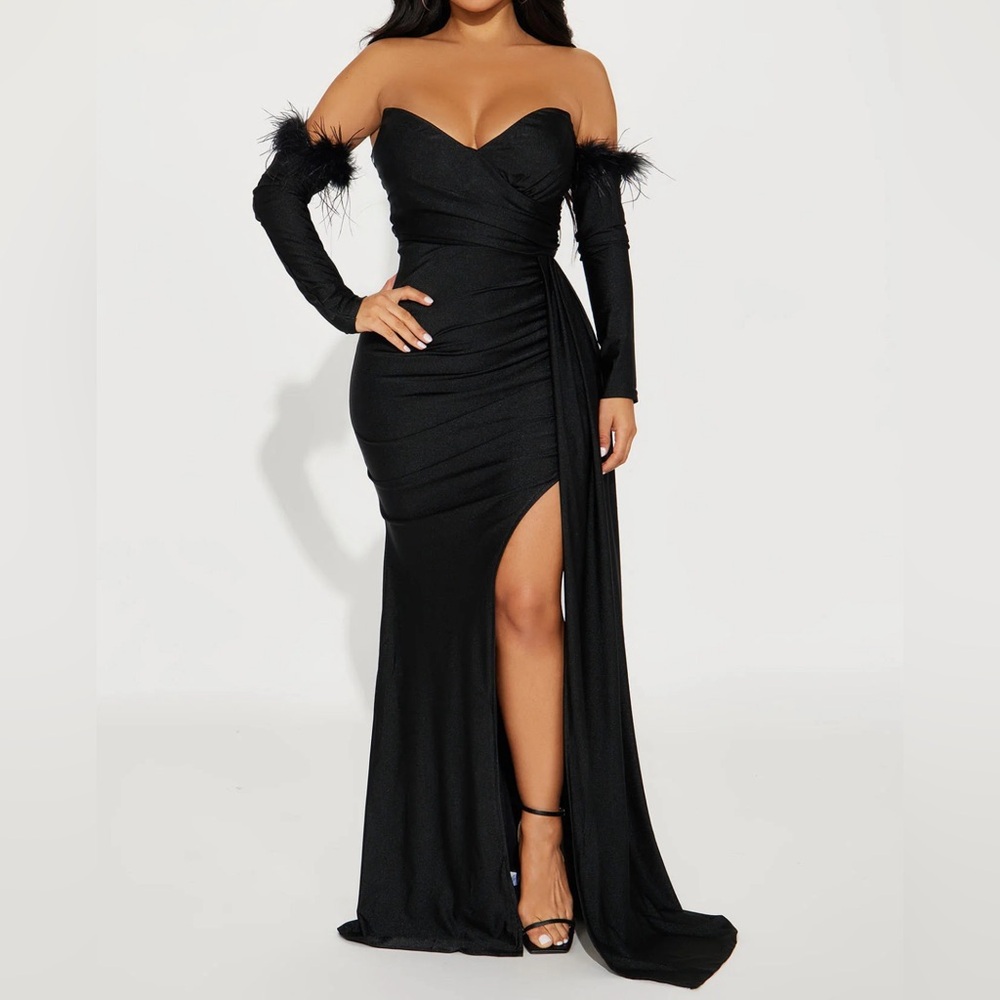 Dress Celeste Mermaid Gown - Black
Size: 2X